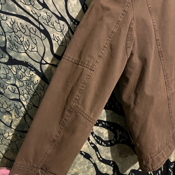 NWT Levi’s Washed Cotton Quilt-Lined Trucker Jacket - Picture 15 of 16